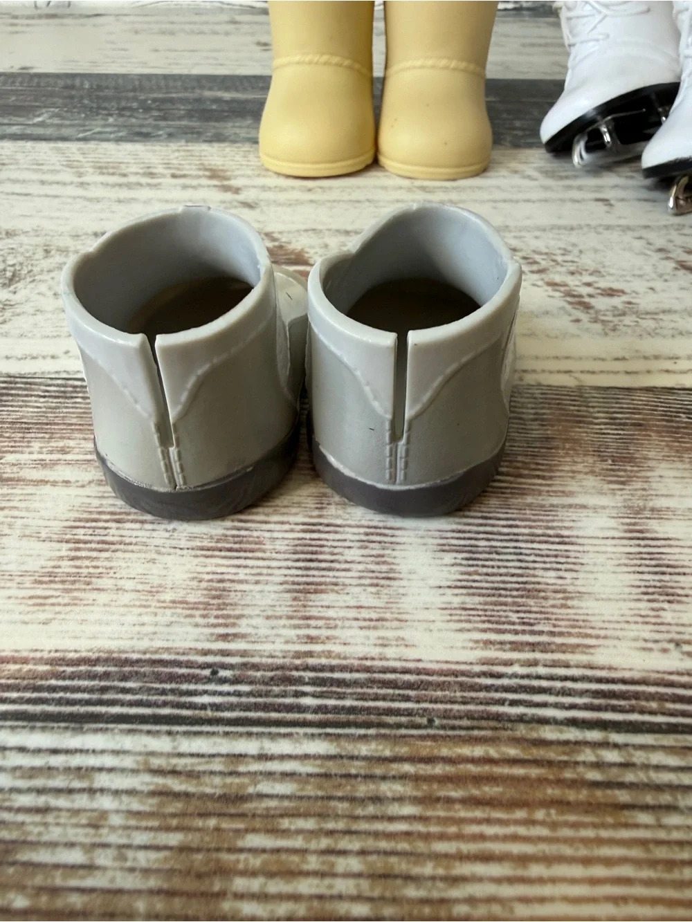 MIXED Lot 4 Pairs OUR GENERATION & Funrise 18” Doll Shoes BOOTS Skates for Play